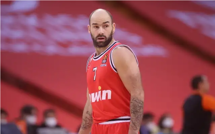 Screenshot 2022 01 01 at 18 06 42 Ο θρυλικός Βασίλης Σπανούλης ανακοίνωσε την απόσυρση του pic