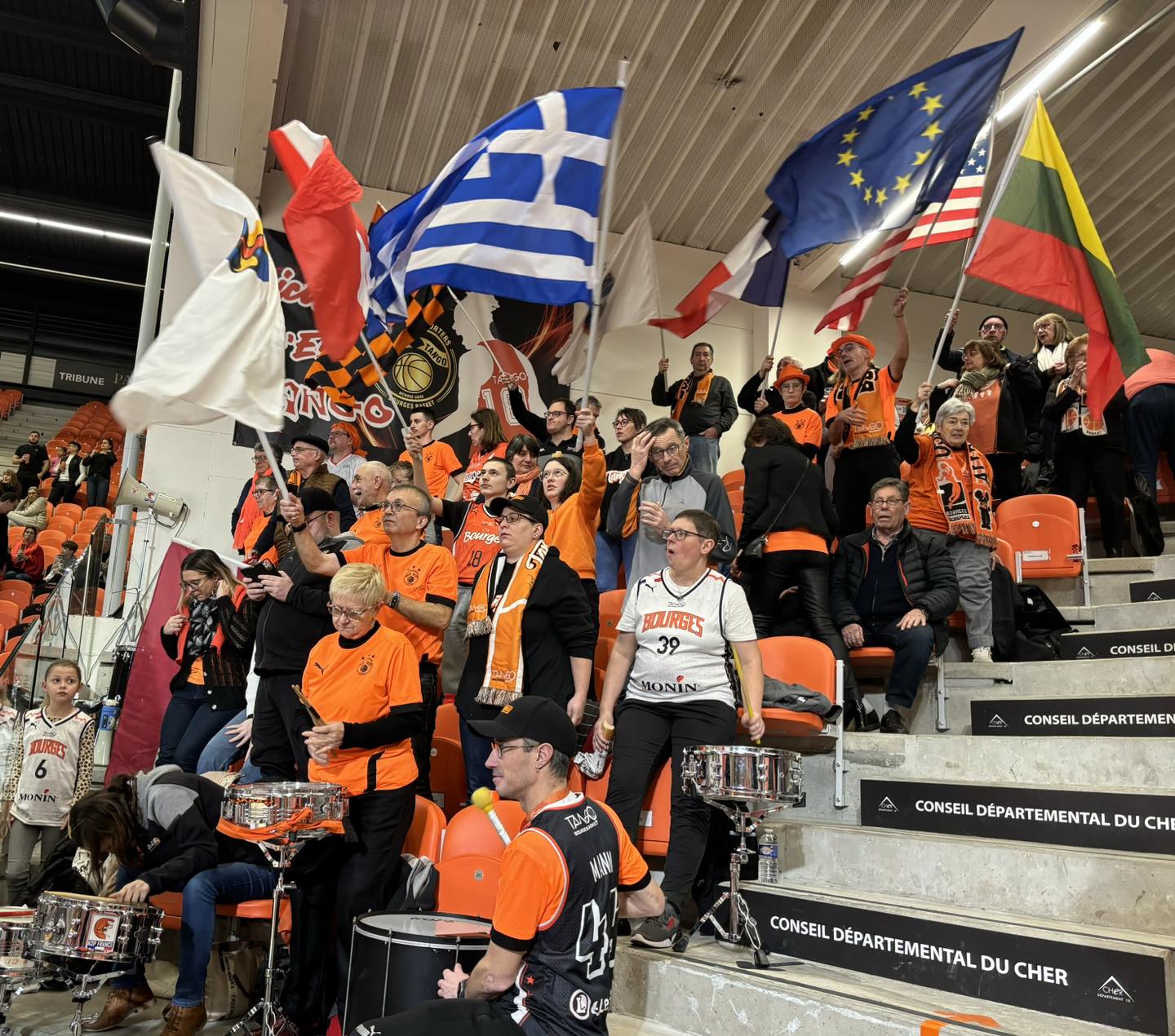 ΕΛΛΗΝΙΚΗ ΣΗΜΑΙΑ ΣΠΑΝΟΥ