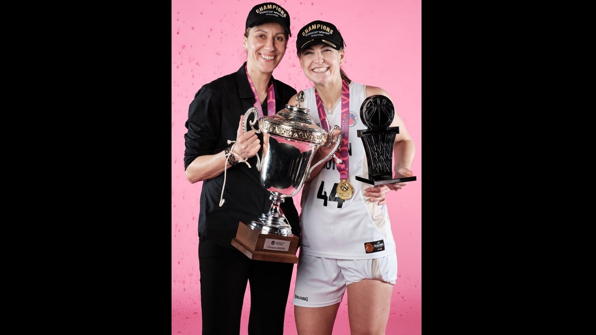 24 MEGAN STELLA TROPHY super